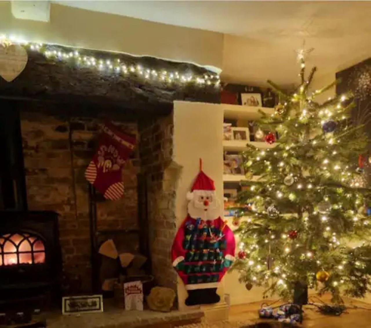 Jackdaw Cottage-Beautiful Cottage, Town Centre Wimborne Minster Esterno foto